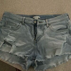 H&M cutoff denim shorts